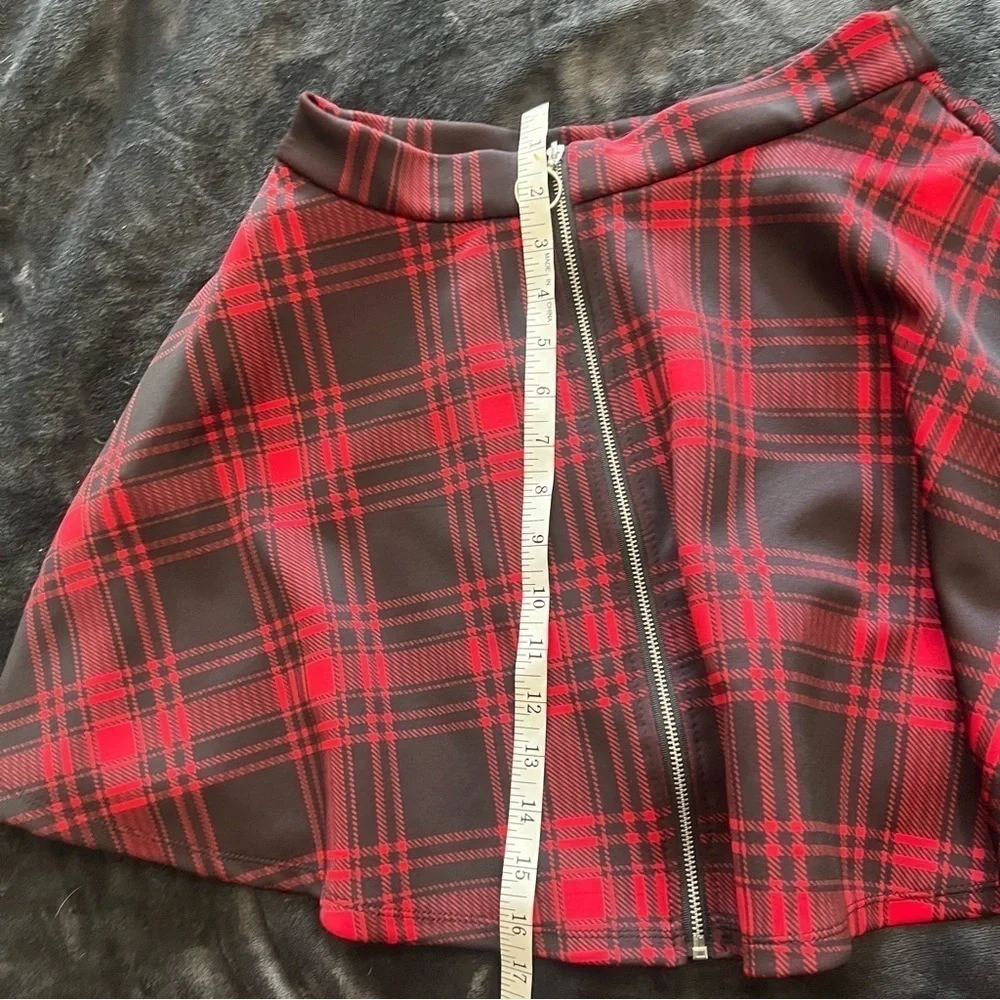 Hot Topic Skater Pleated, Black, And Red Skirt Size SM